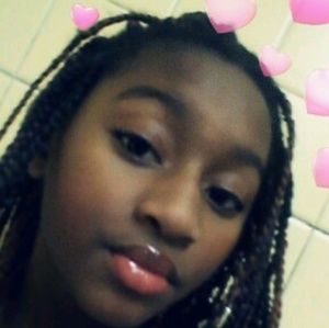 Meet your Posher, Jalaisha